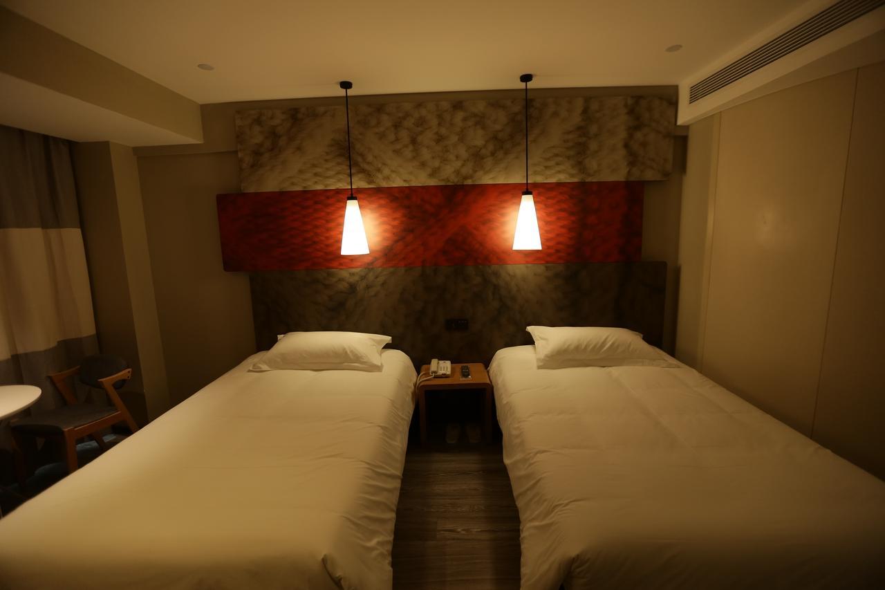 מלון Ibis Chengdu West Jingcui Road מראה חיצוני תמונה