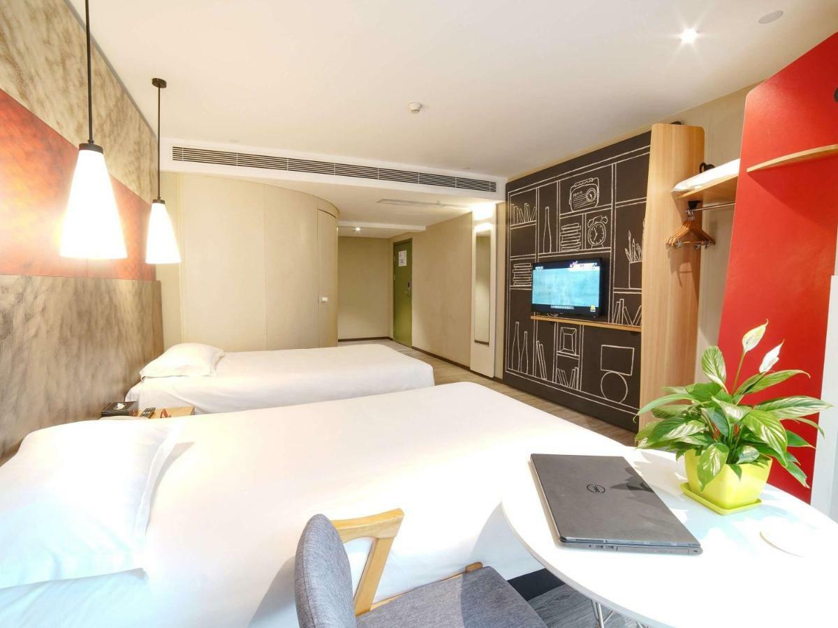 מלון Ibis Chengdu West Jingcui Road מראה חיצוני תמונה